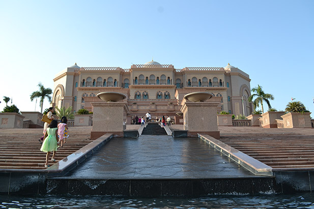 Ce poti vizita in Abu Dhabi Al Ain si Hatta 